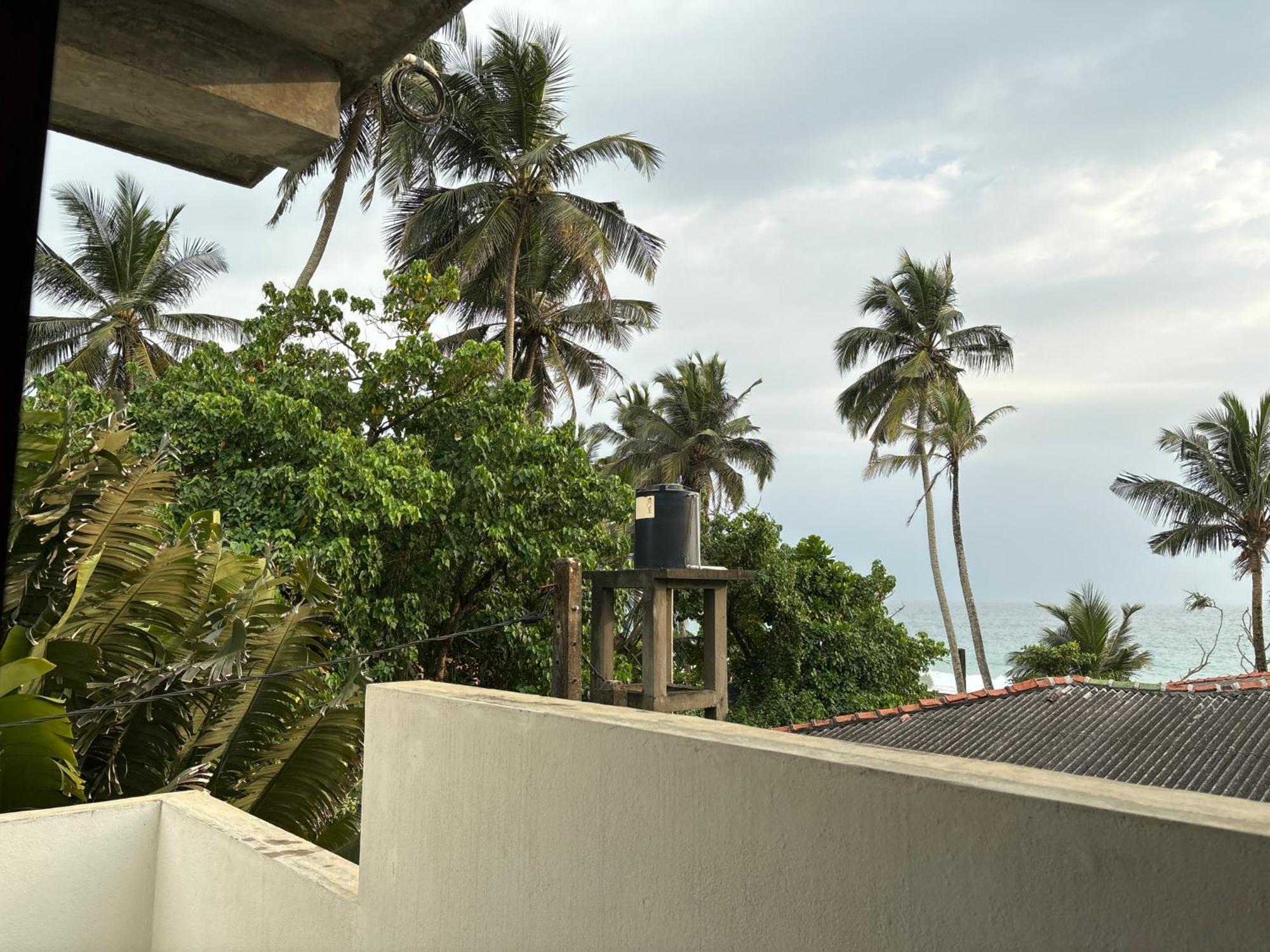 Mirage Beach House At Morava Court Hikkaduwa Eksteriør bilde