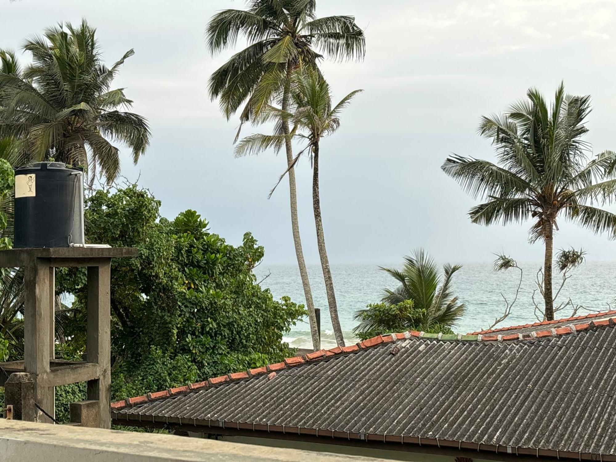 Mirage Beach House At Morava Court Hikkaduwa Eksteriør bilde