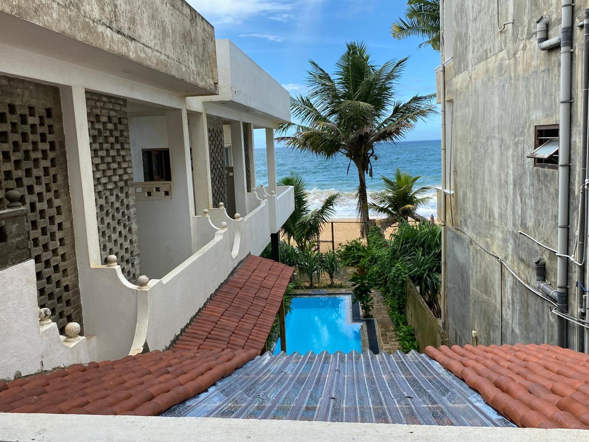 Mirage Beach House At Morava Court Hikkaduwa Eksteriør bilde