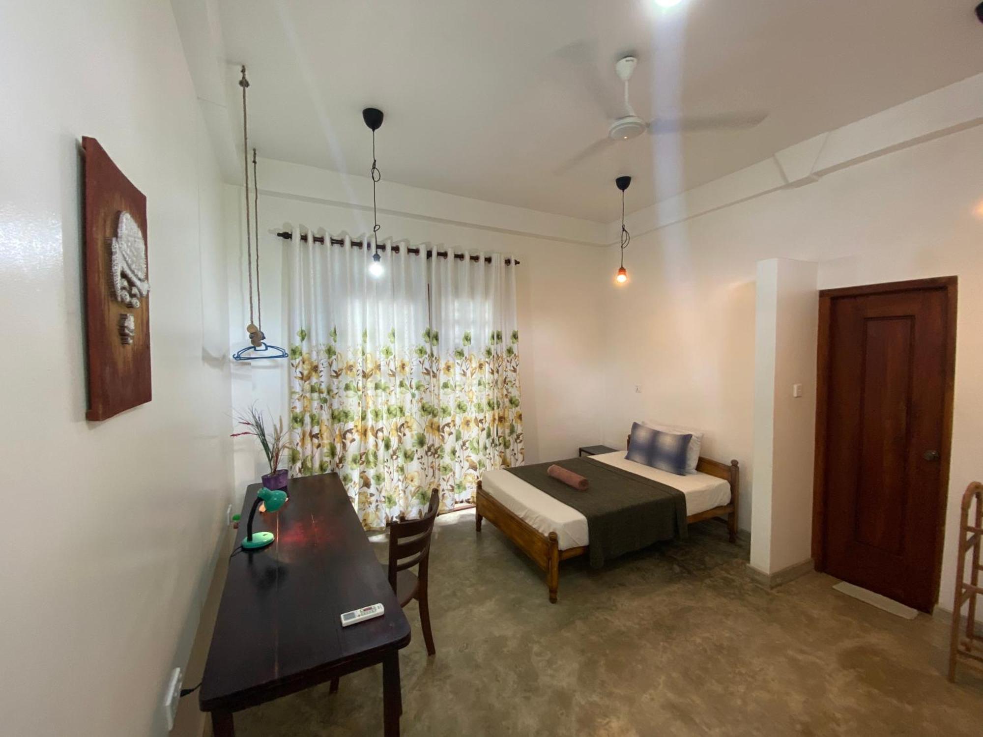 Mirage Beach House At Morava Court Hikkaduwa Eksteriør bilde
