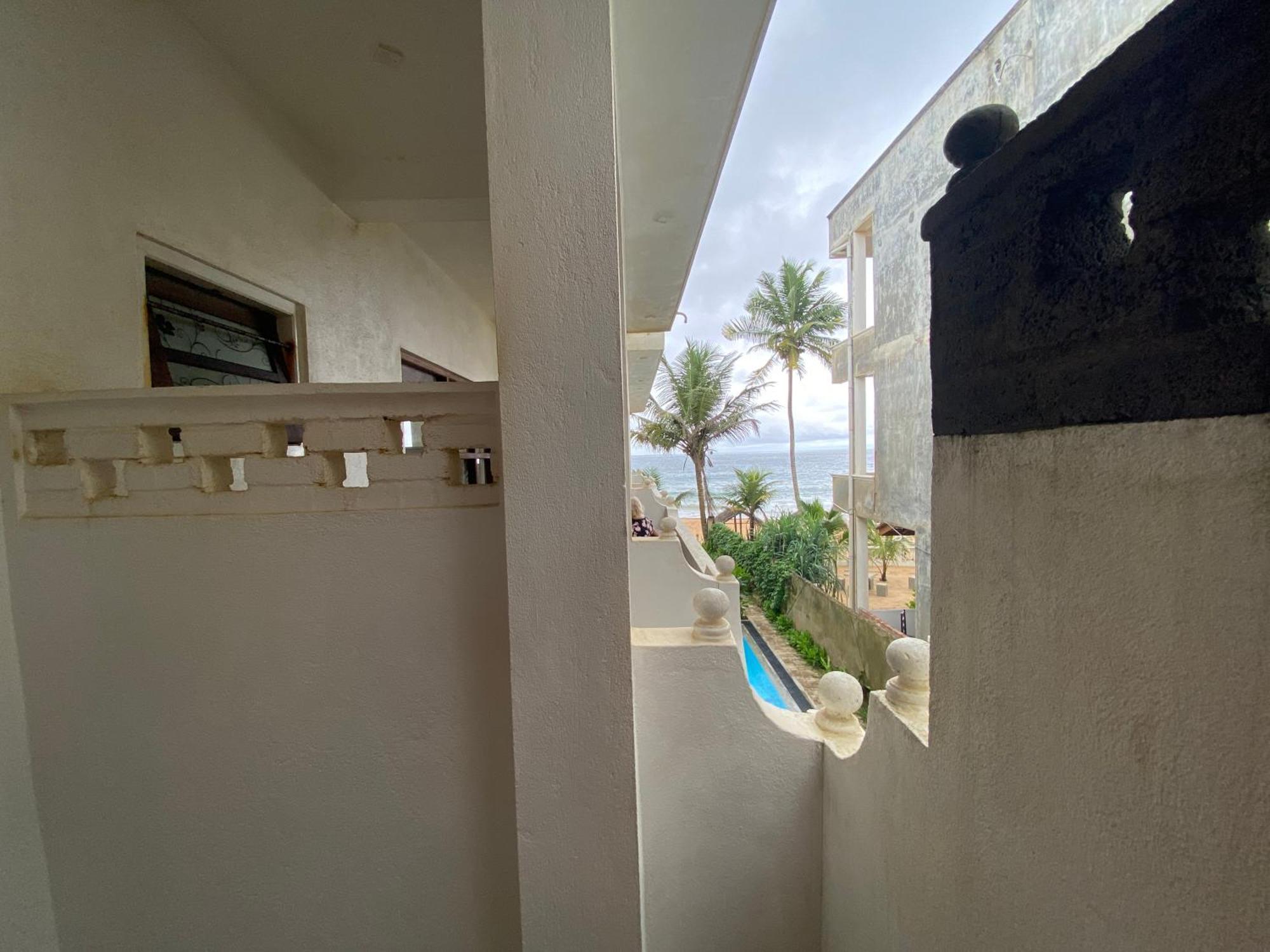 Mirage Beach House At Morava Court Hikkaduwa Eksteriør bilde