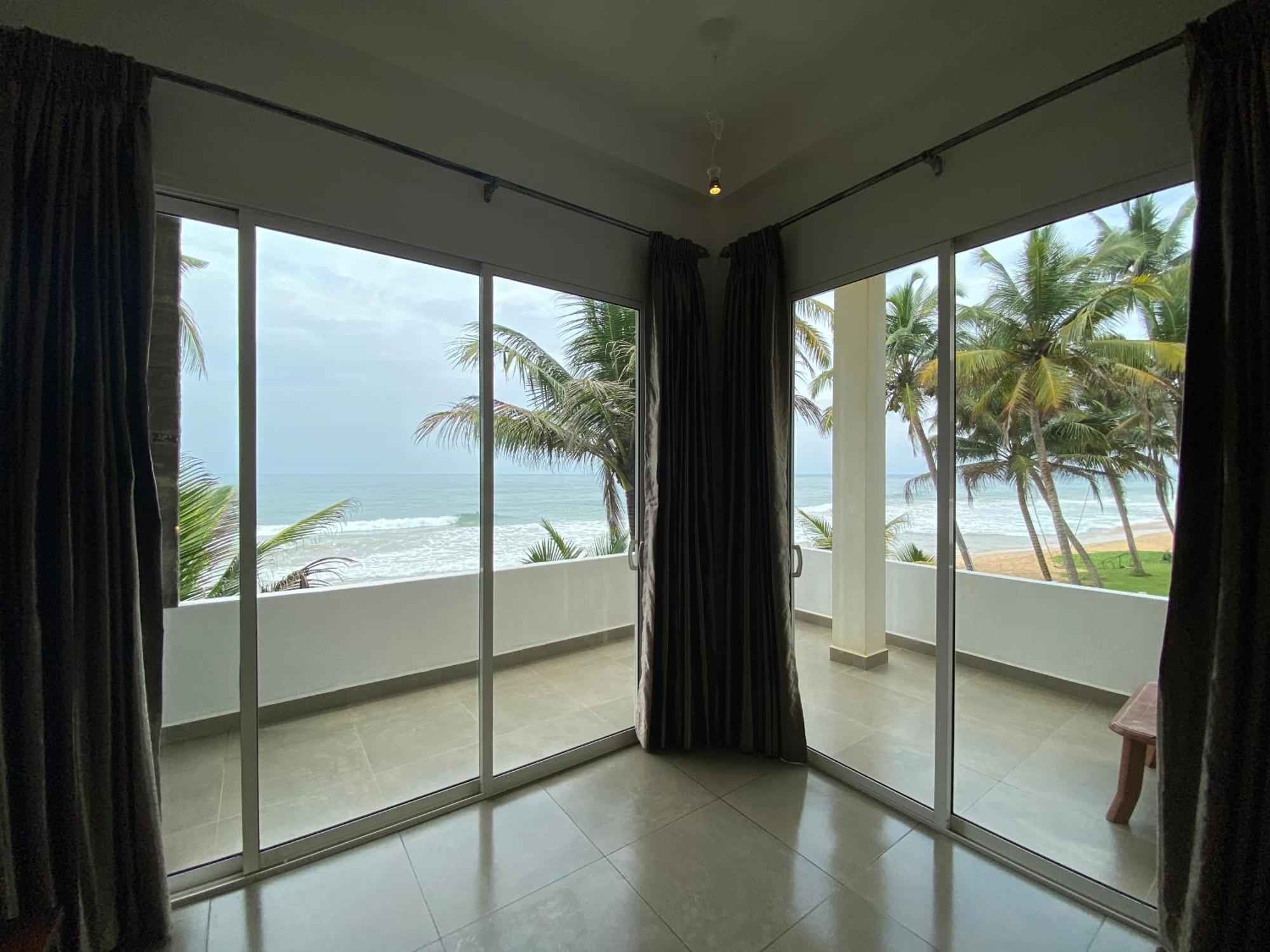 Mirage Beach House At Morava Court Hikkaduwa Eksteriør bilde