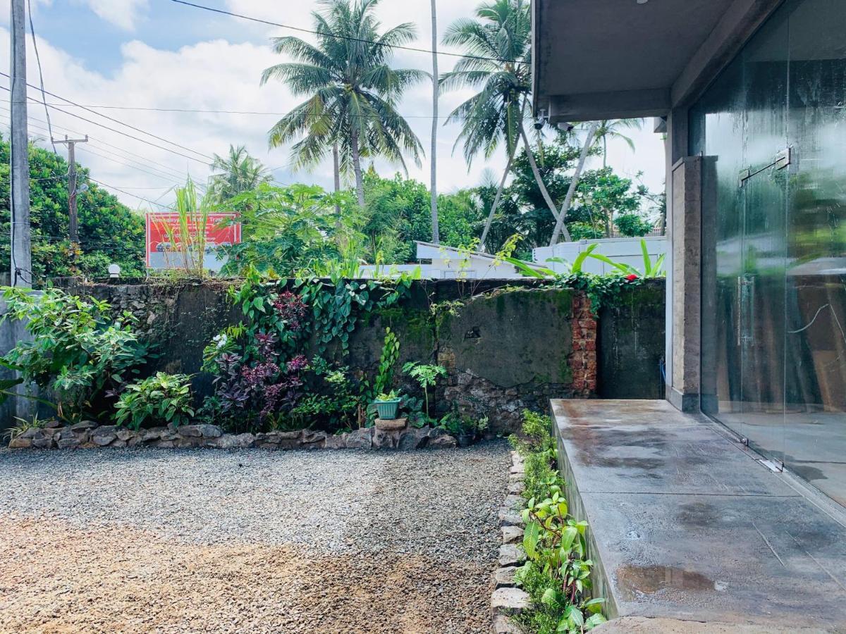 Mirage Beach House At Morava Court Hikkaduwa Eksteriør bilde